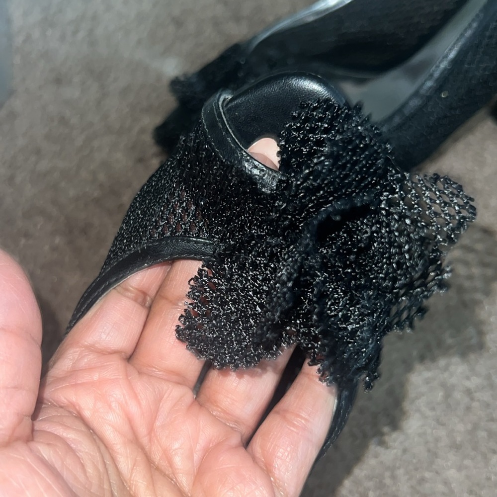 Heels - Picture 4 of 4